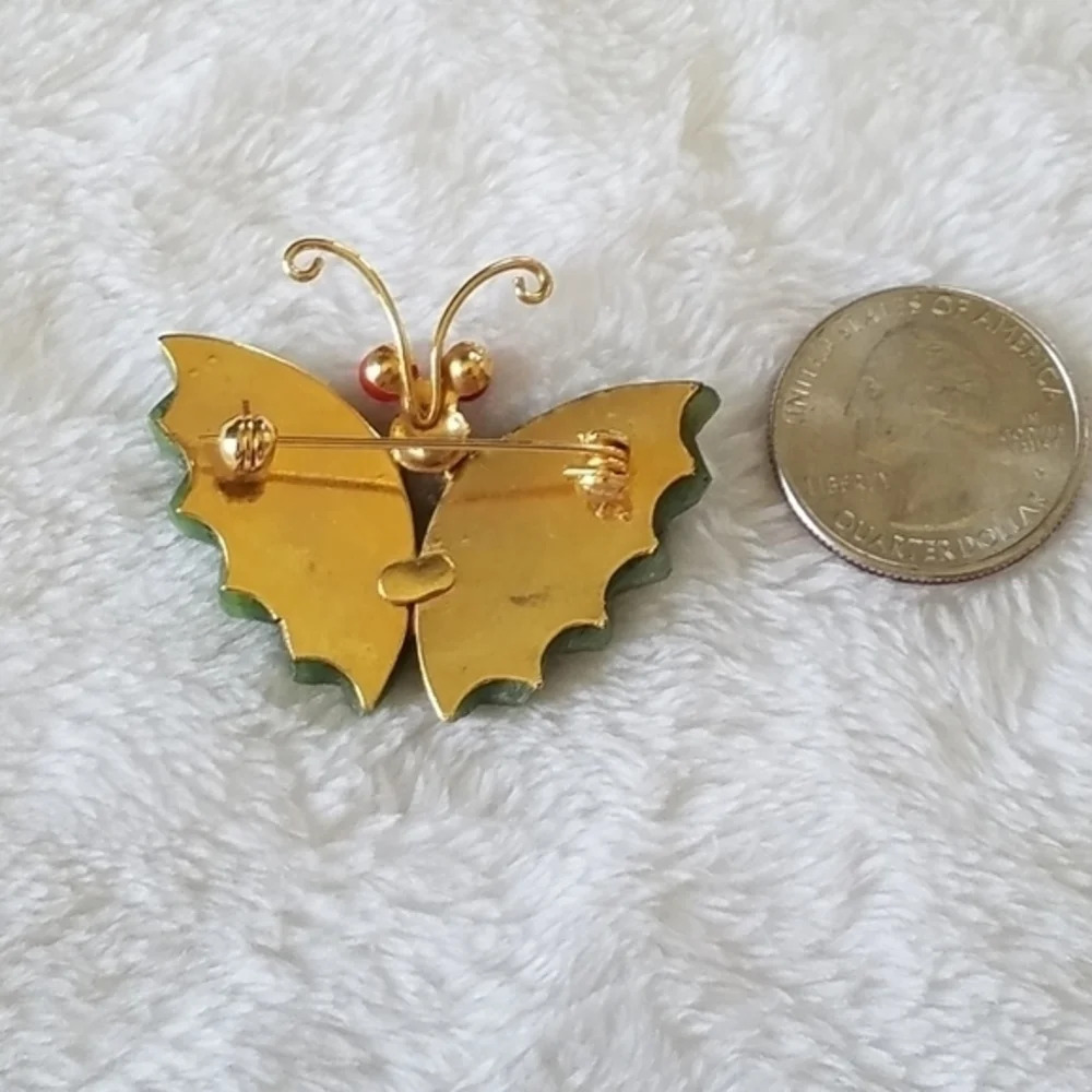 Vintage Jade Coral Butterfly Brooch - Picture 3 of 4